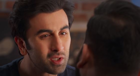 “Woh ladki hai baaki woh khud kar legi tuje bas halka sa shakh karaana hain” – Ranbir Kapoor